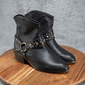 Twiggy London Womens Moto Boots Sz 6.5 Black Leather Straps Studs Motorcycle